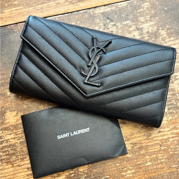 YSL Saint Laurent Cassandre 2022 Caviar Large Black Leather Quilted Wallet - Picture 1 of 9